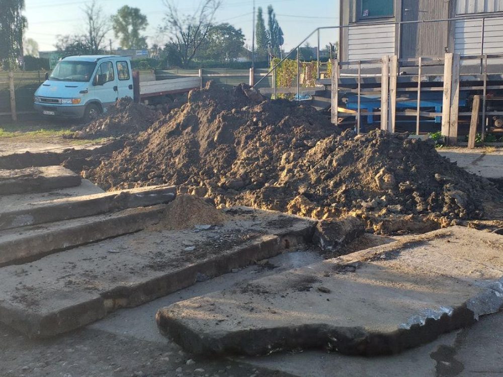 Kawia-muray-dachy-wyburzenia-katowice-usługi-budowlane-uslugi-dekarskie-rozbiórki-budynków-śląsk (78)